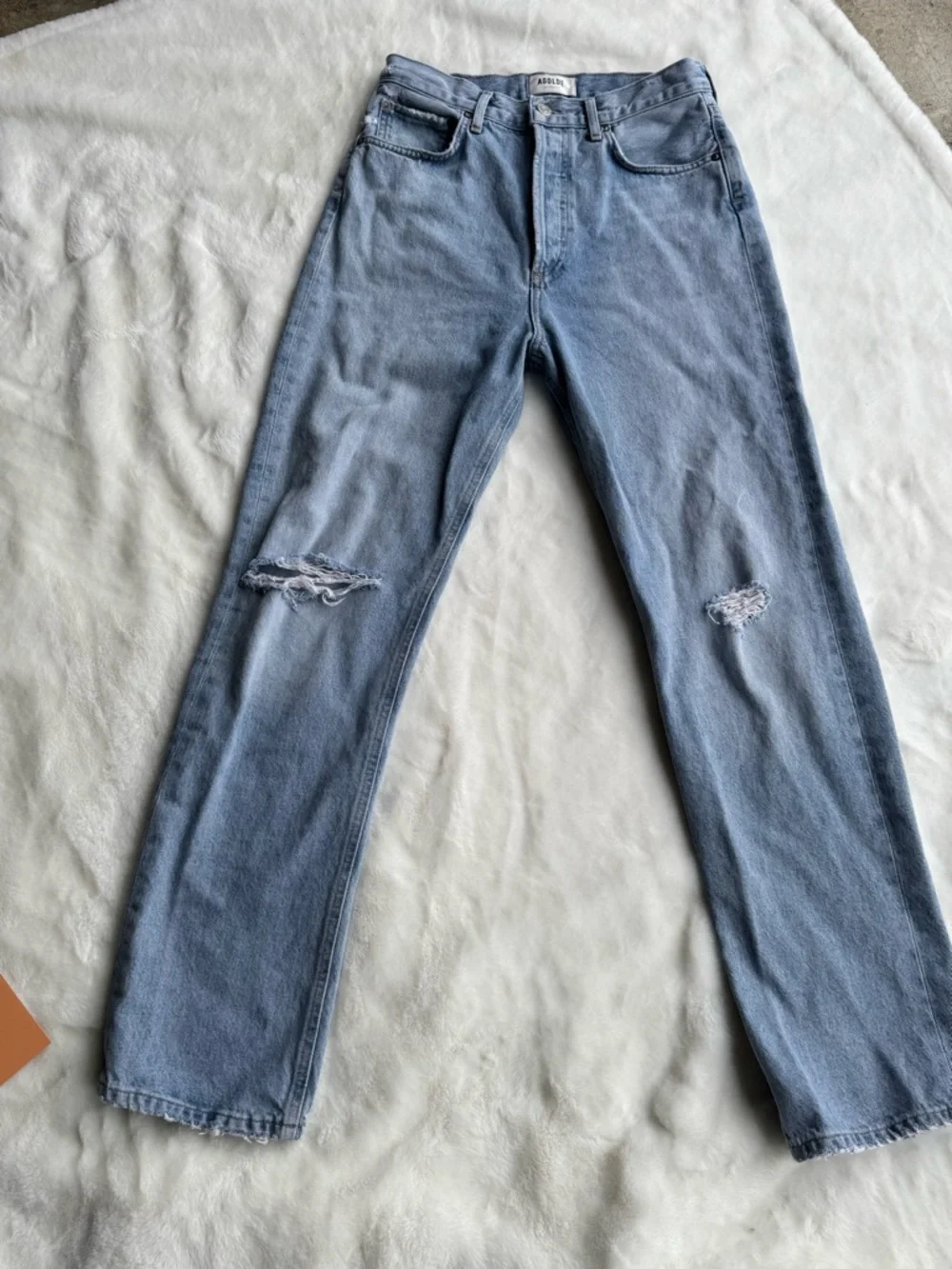 Agolde 90’s Light Blue High-Rise Distressed Jeans – Size 26